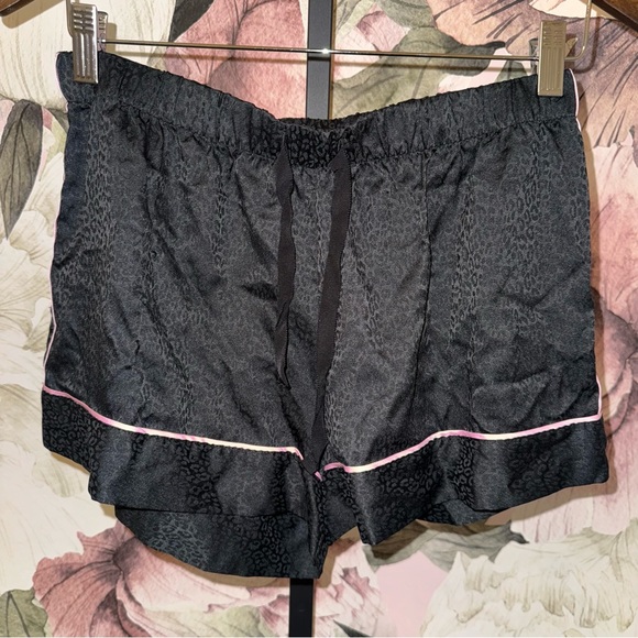 Victorias Secret Satin PJ Set - Picture 4 of 6